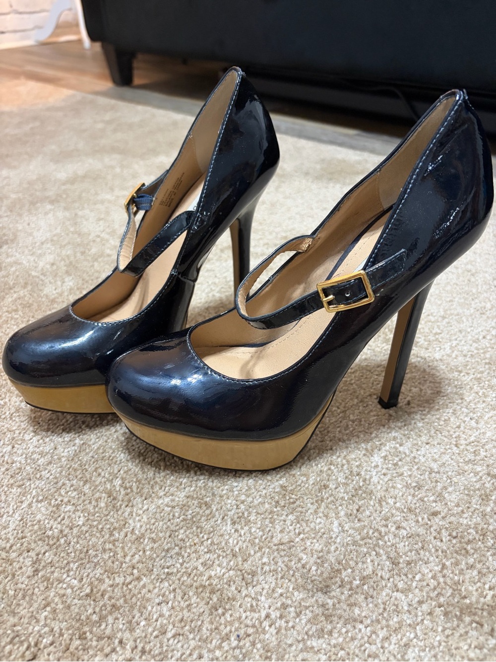 Steve Madden Black Patent Mary Jane Pumps with Gold Buckle and Tan Platform